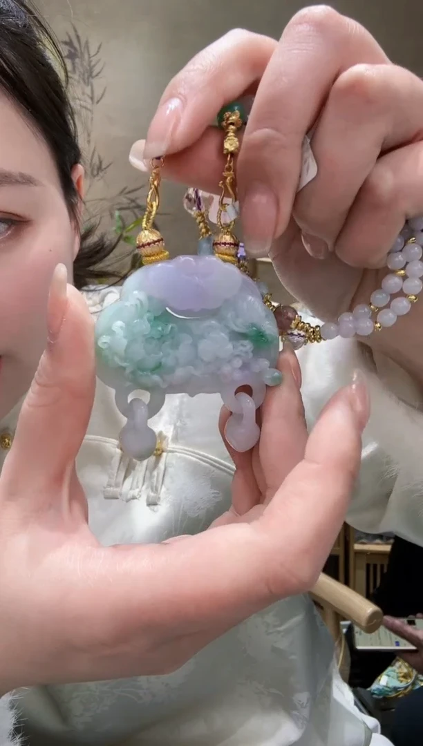 【闪购商品】翡翠颈饰未镶嵌吊坠