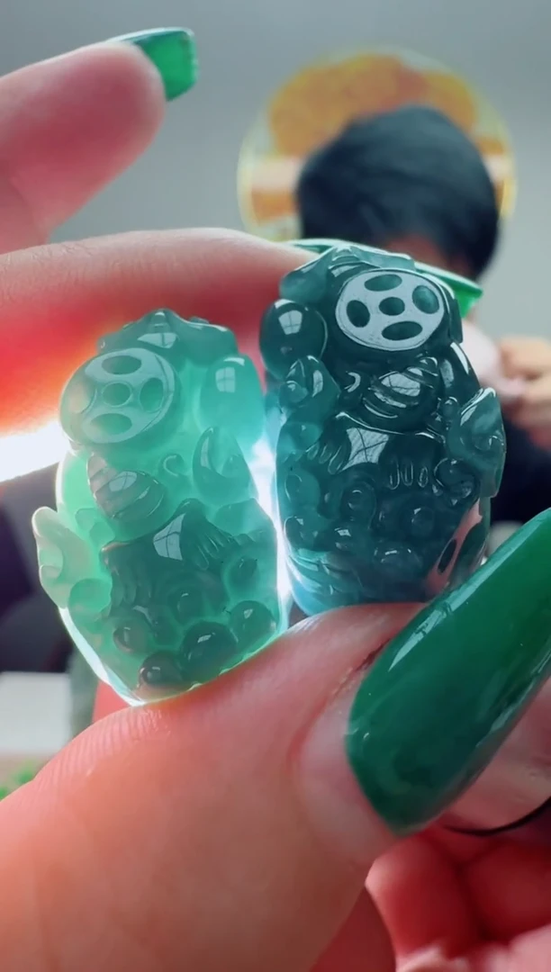 翡翠未镶嵌颈饰多样性随机发其一小貔貅