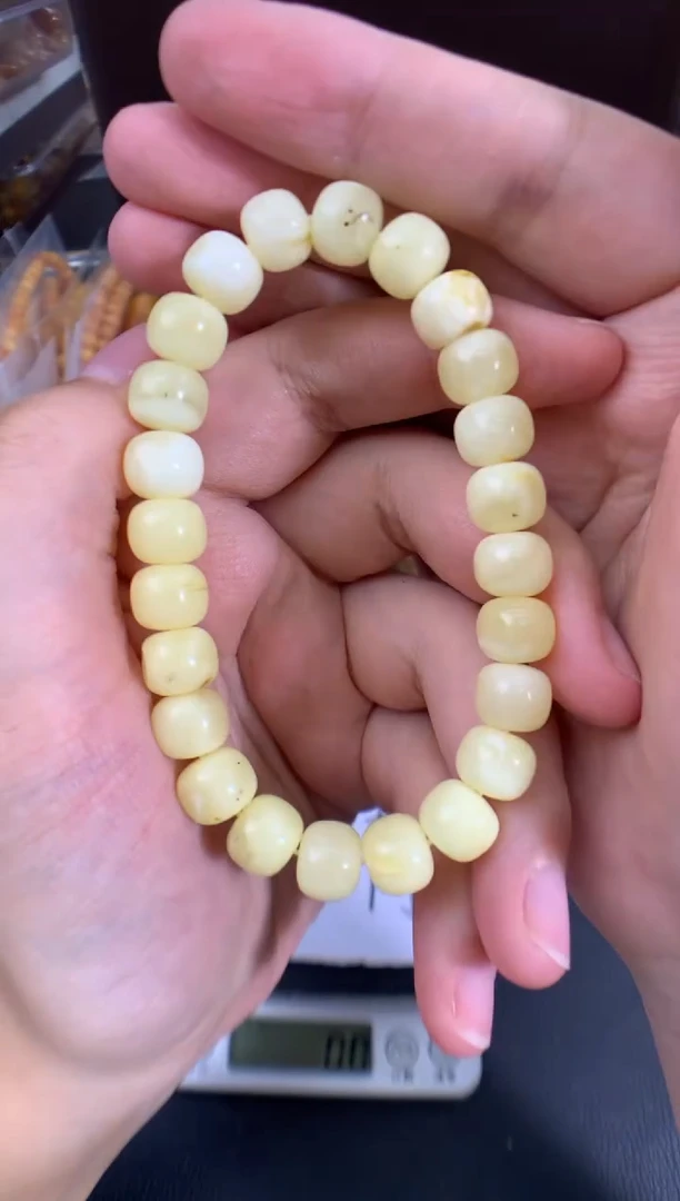 蜜蜡未镶嵌珠宝奇石1