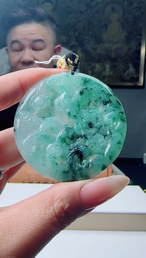 【闪购商品】翡翠颈饰未镶嵌11111111