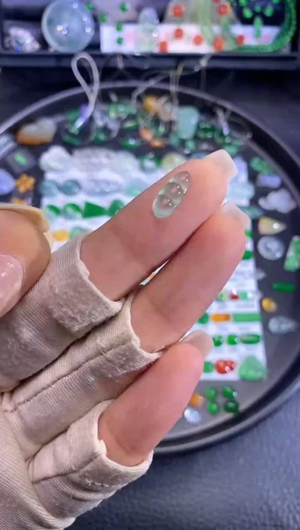 未镶嵌挂件翡翠豆子