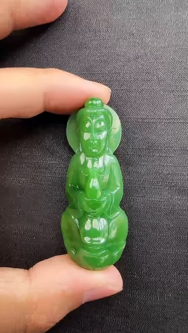 和田玉未镶嵌颈饰观音