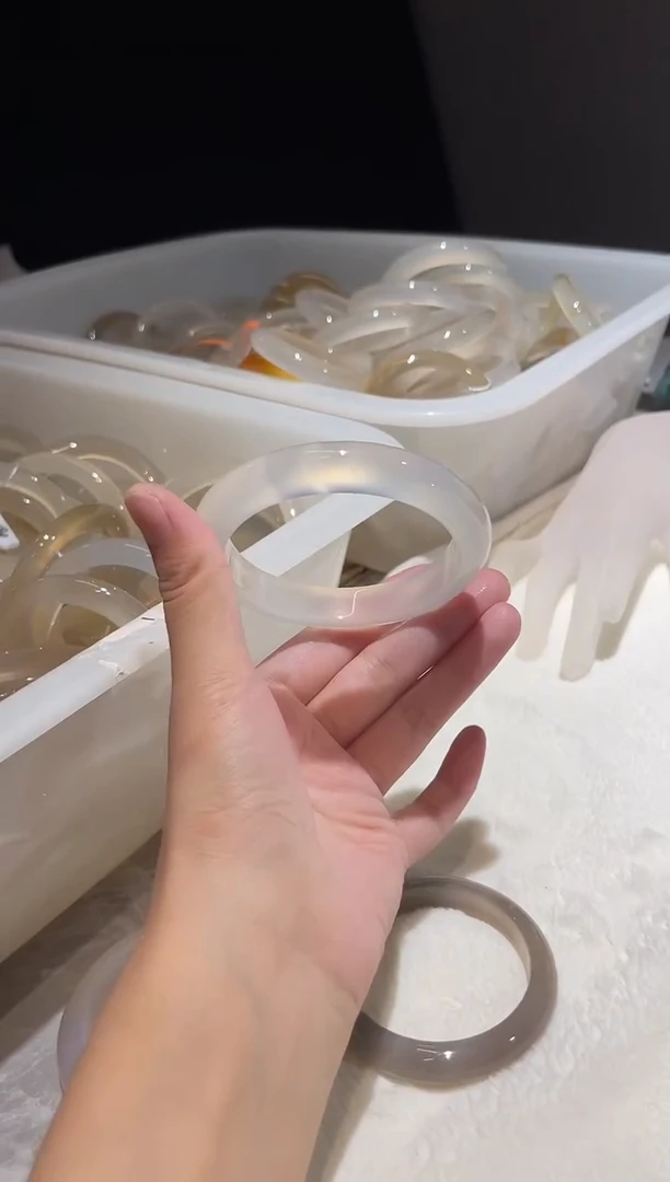 手镯玛瑙/玉髓未镶嵌58.3鉴赏期48小时