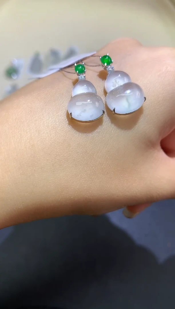 吊坠(不含链)18K金镶嵌翡翠吊坠多样性发其一A327|3980