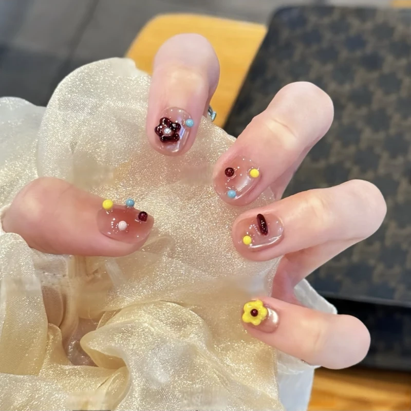 【溏心小花】纯手工穿戴甲多爱巴胺风ins美甲显白学生豆豆甲指甲片