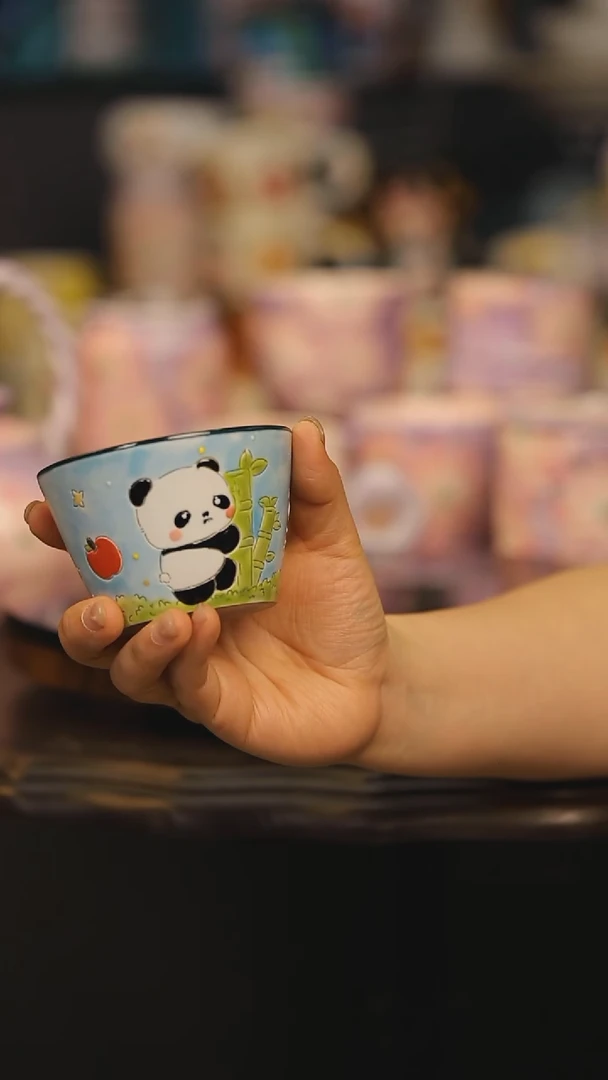 【闪购商品】摆件景德镇釉下彩绘设计师款式陶瓷