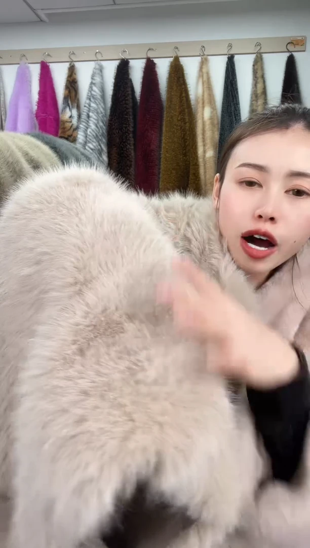 狐狸毛A100尺寸1.9*2