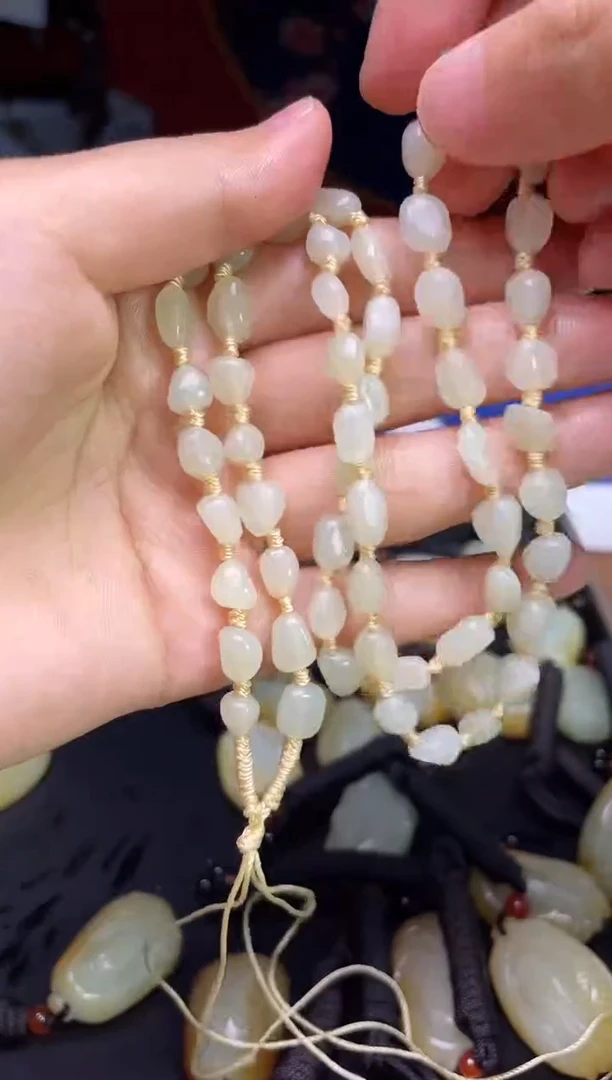 颈饰未镶嵌和田玉123