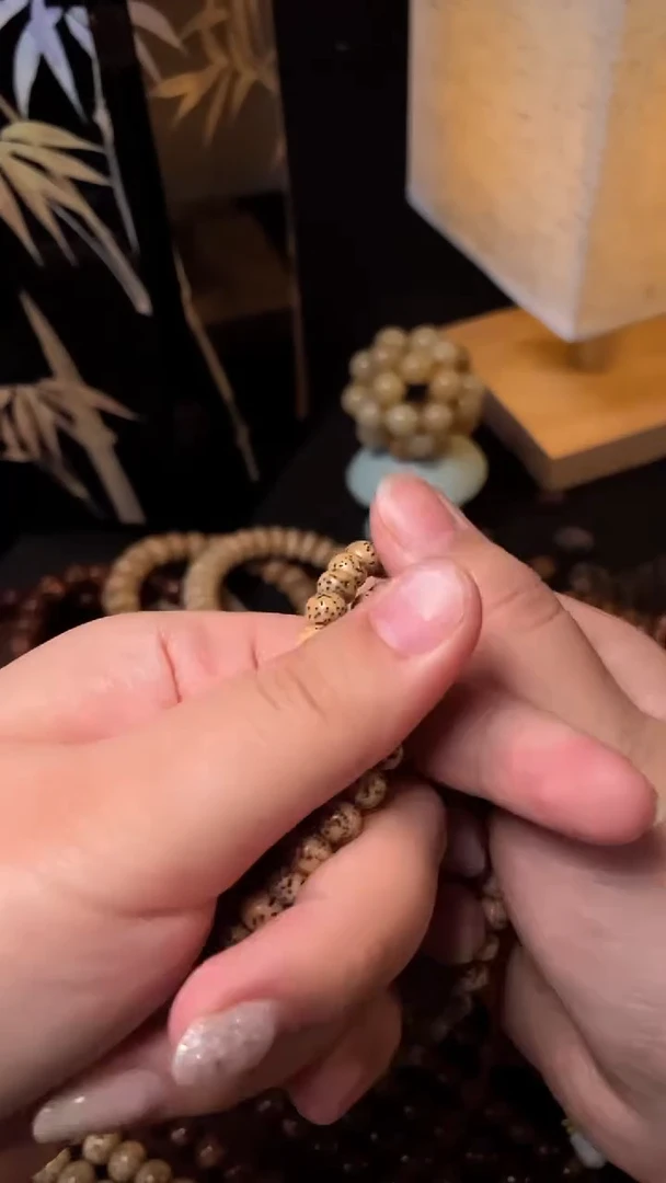 吊坠星月菩提精工级陈籽6圆珠长串（B）