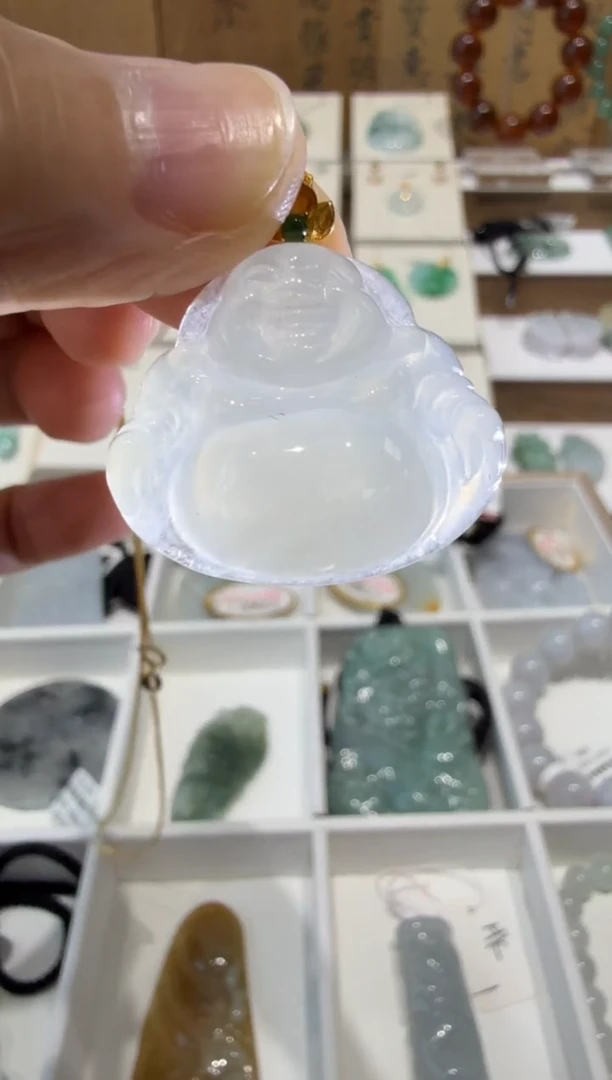 翡翠挂件18K金镶嵌A货翡翠多样性孤品