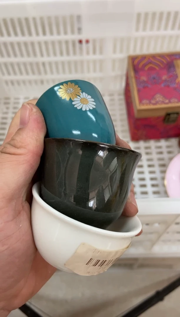 无运费险有瑕疵的摄影的产品有使用过的痕迹有点脏介意勿拍