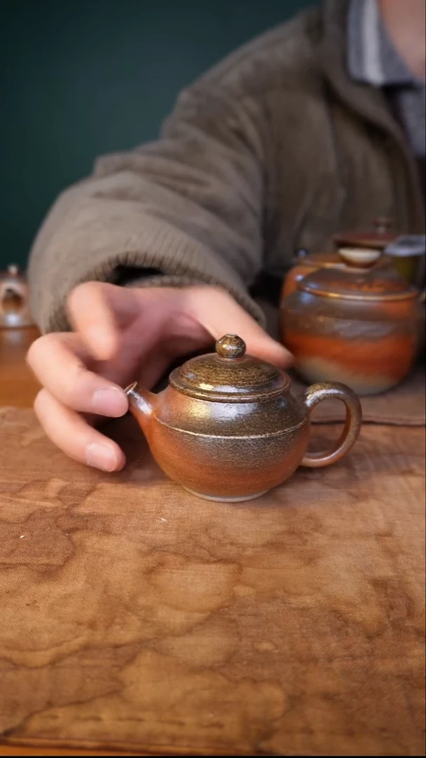 备前红色小精品件壶803