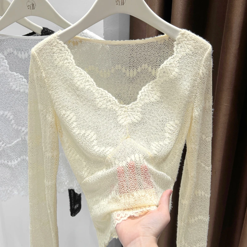 软糯修身蕾丝打底衫女正肩v领t恤新款超薄外穿镂空网纱长袖上衣