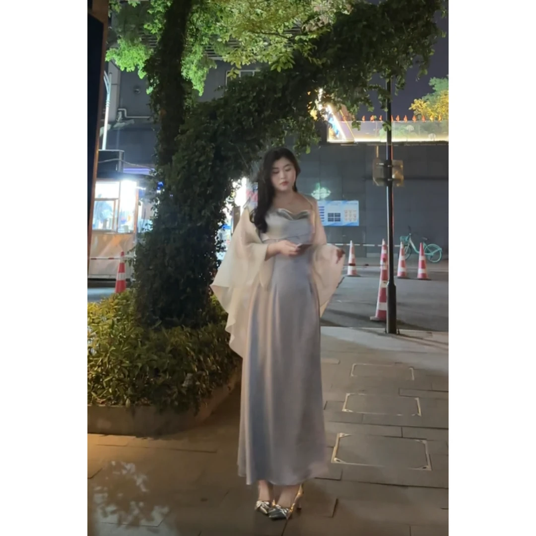 现货【小稳专属】微胖大码气质缎面A字吊带连衣裙+披肩开衫套装5073