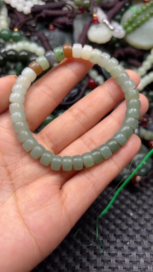 【闪购商品】和田玉颈饰未镶嵌.