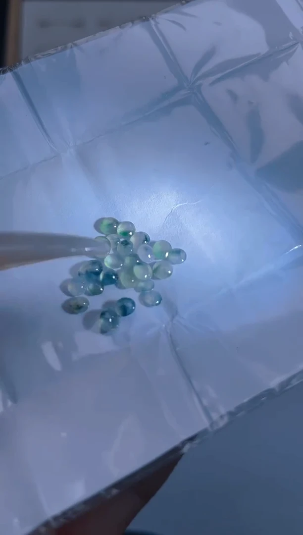 裸石翡翠天然翡翠蛋面62