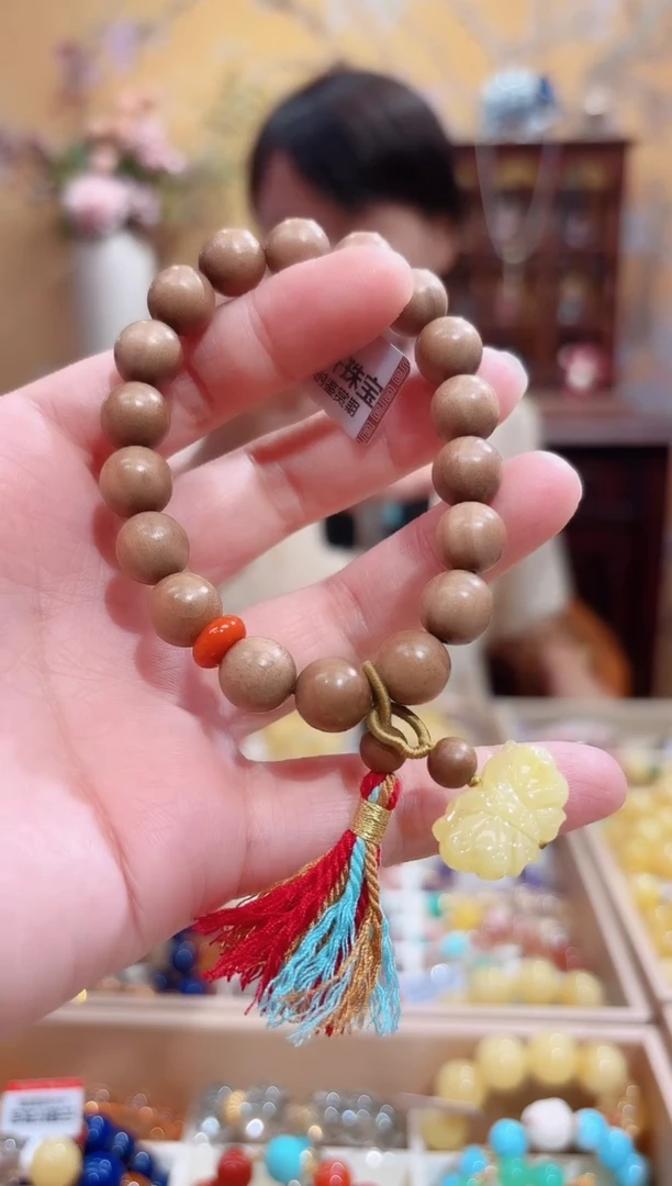 未镶嵌手串南红玛瑙设计款珠串