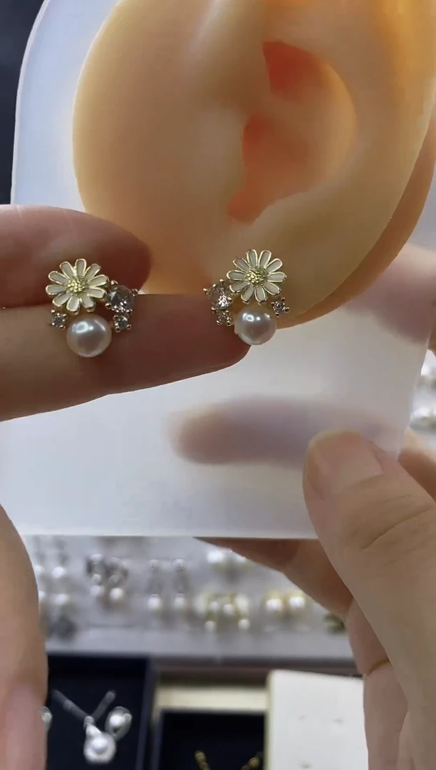合金耳饰淡水珍珠90