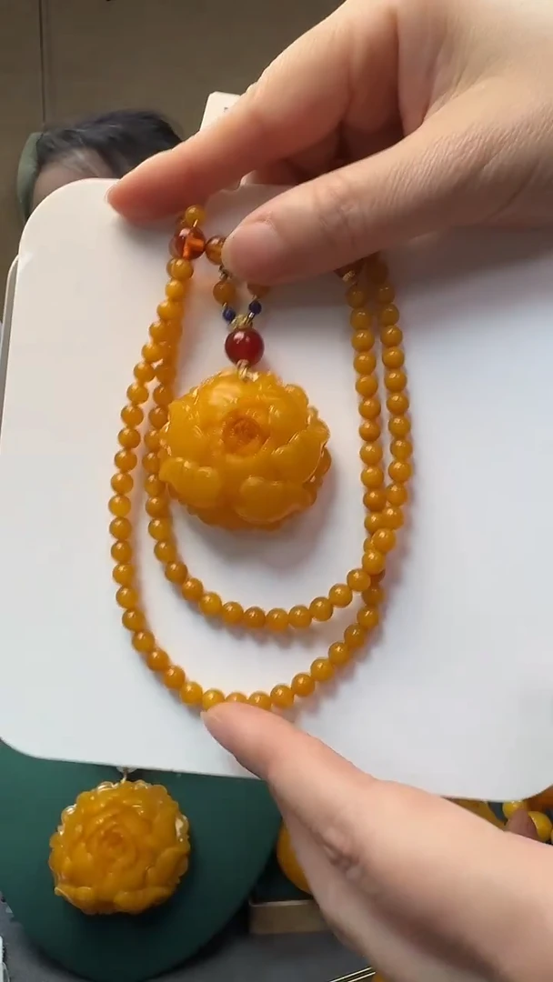 未镶嵌吊坠(赠链)琥珀蜜蜡牡丹花套装