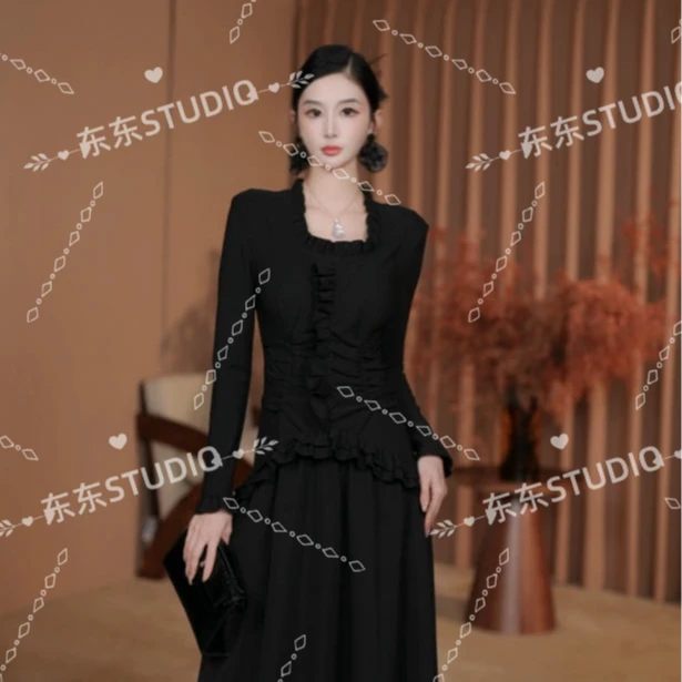 东东定制25年秋冬新品气质轻奢显瘦优雅百搭连衣裙
