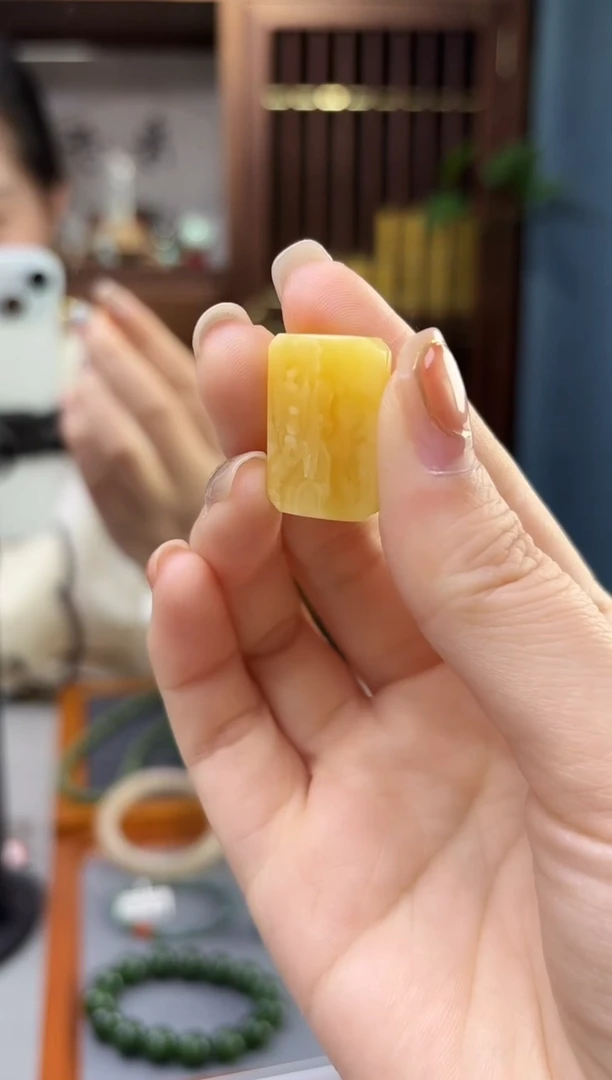 裸石蜜蜡未镶嵌蜜蜡无事牌配饰HS