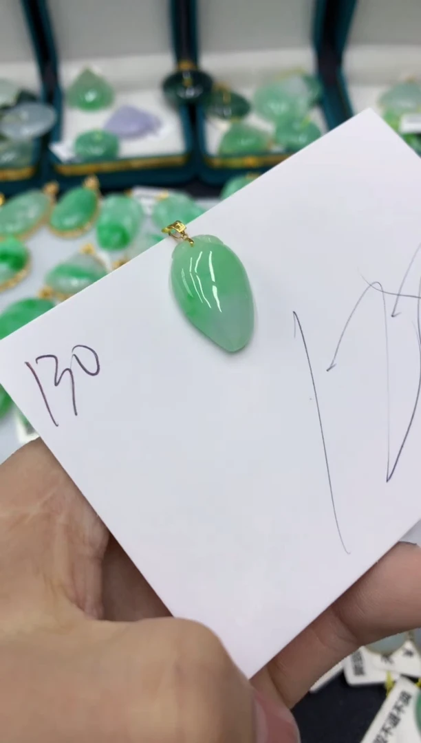 【闪购商品】翡翠颈饰18K金镶嵌号链接11111