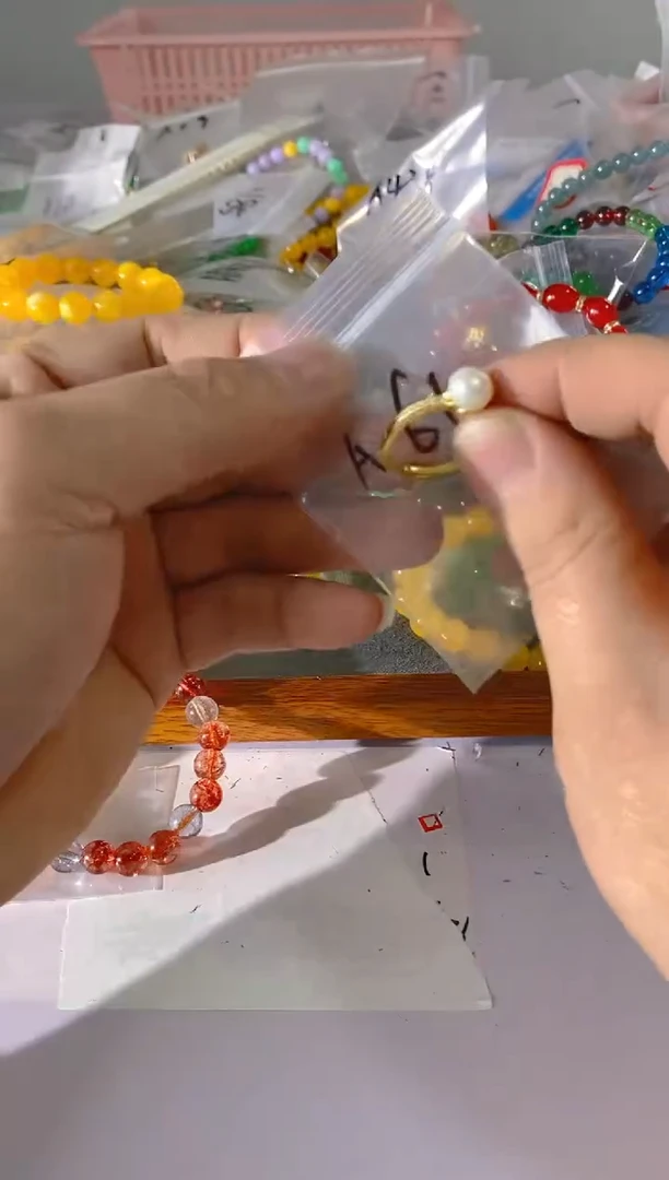 【闪购商品】水晶颈饰银S925镶嵌61红宝，蓝宝，多样性发一件赠链