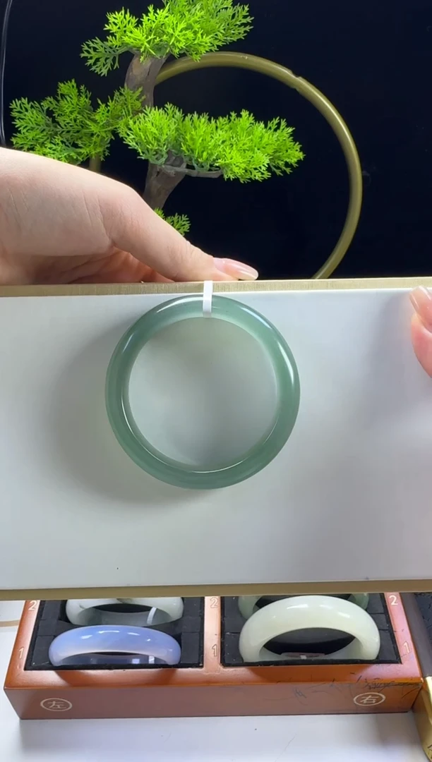 未镶嵌手镯东陵石东陵玉  56mm