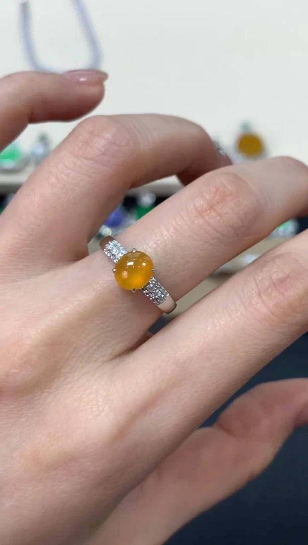 翡翠戒指18K金镶嵌蛋面戒指3800