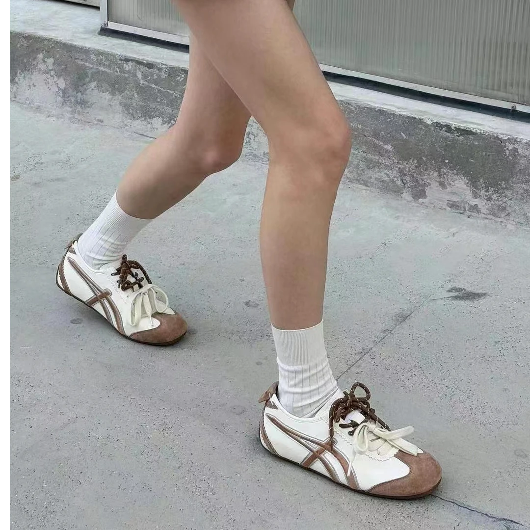 新款时尚休闲百搭简约平底鞋053-32