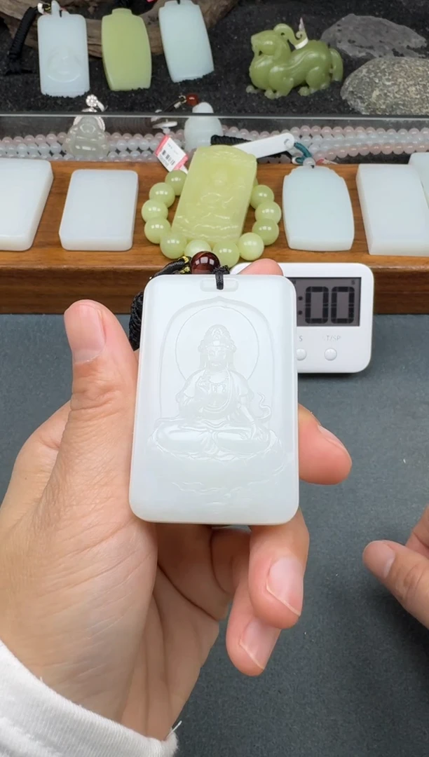 颈饰未镶嵌和田玉2