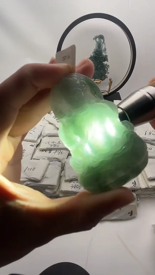 颈饰未镶嵌翡翠天然翡翠11