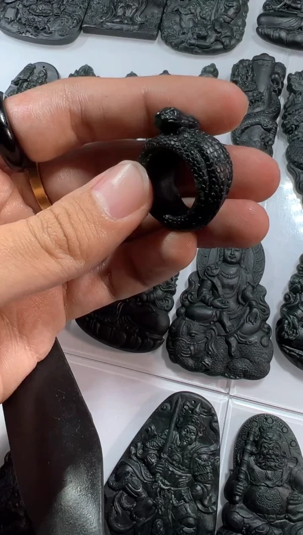 未镶嵌定制翡翠戒圈