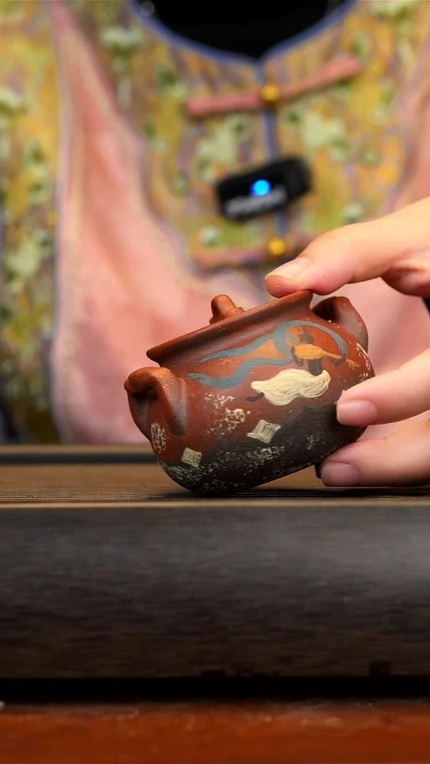 【闪购商品】紫砂茶壶《飞天枇杷》降坡泥手抓壶