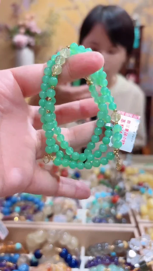 颈饰18K金镶嵌石英质玉设计款珠串