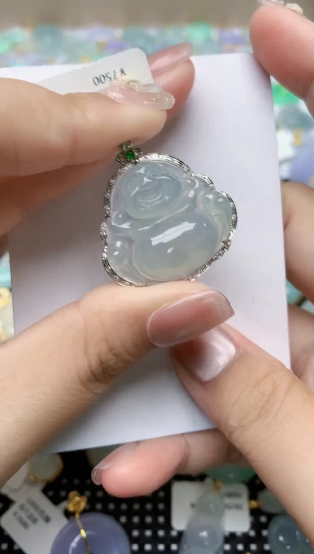 翡翠18K金镶嵌颈饰天然缅甸A货翡翠