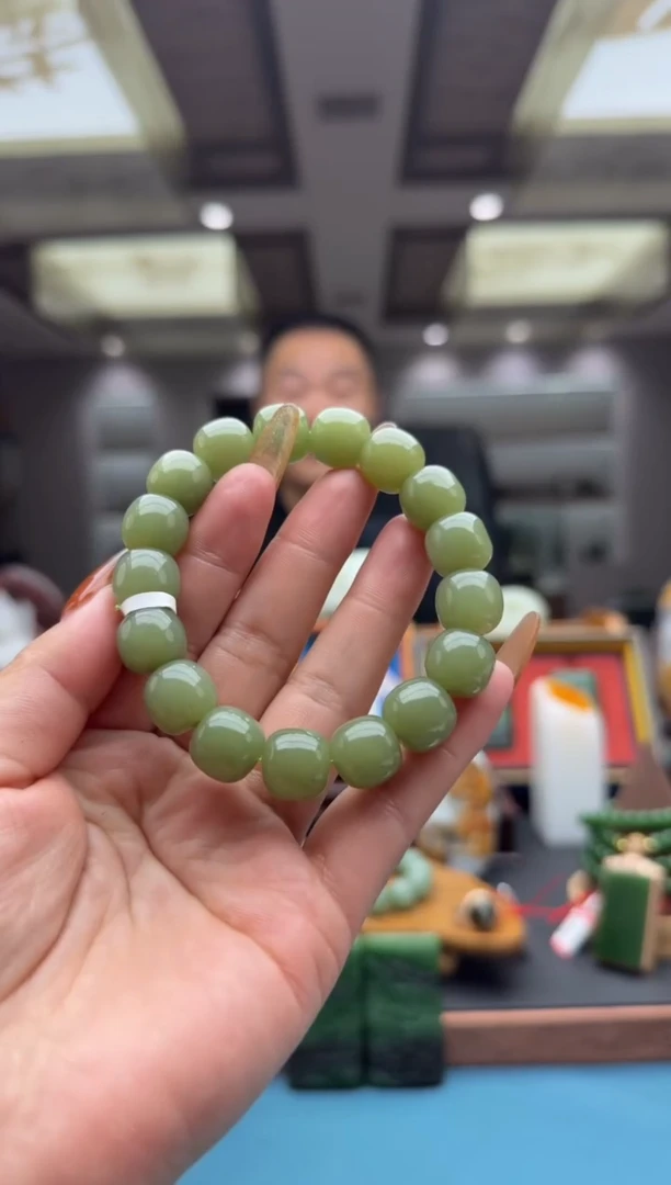 未镶嵌手串和田玉szq