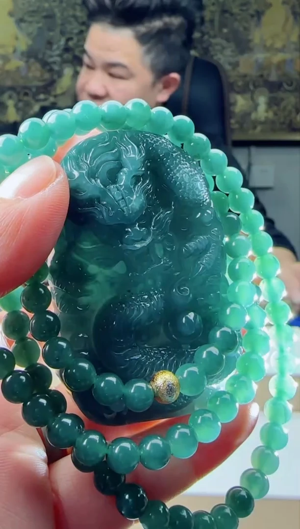 【闪购商品】翡翠颈饰未镶嵌多样性随机发其一