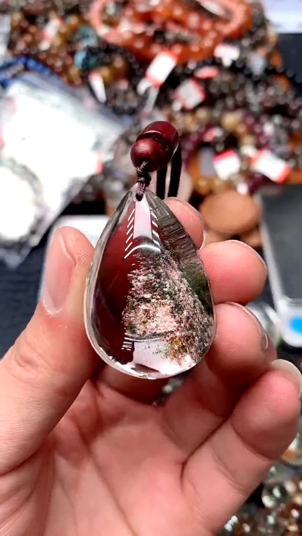 【闪购商品】水晶吊坠(赠链)未镶嵌250