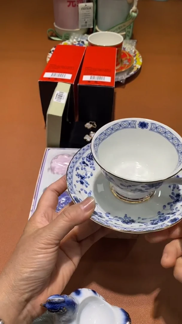 瓷片品牌 包包香水手表护肤品@@1