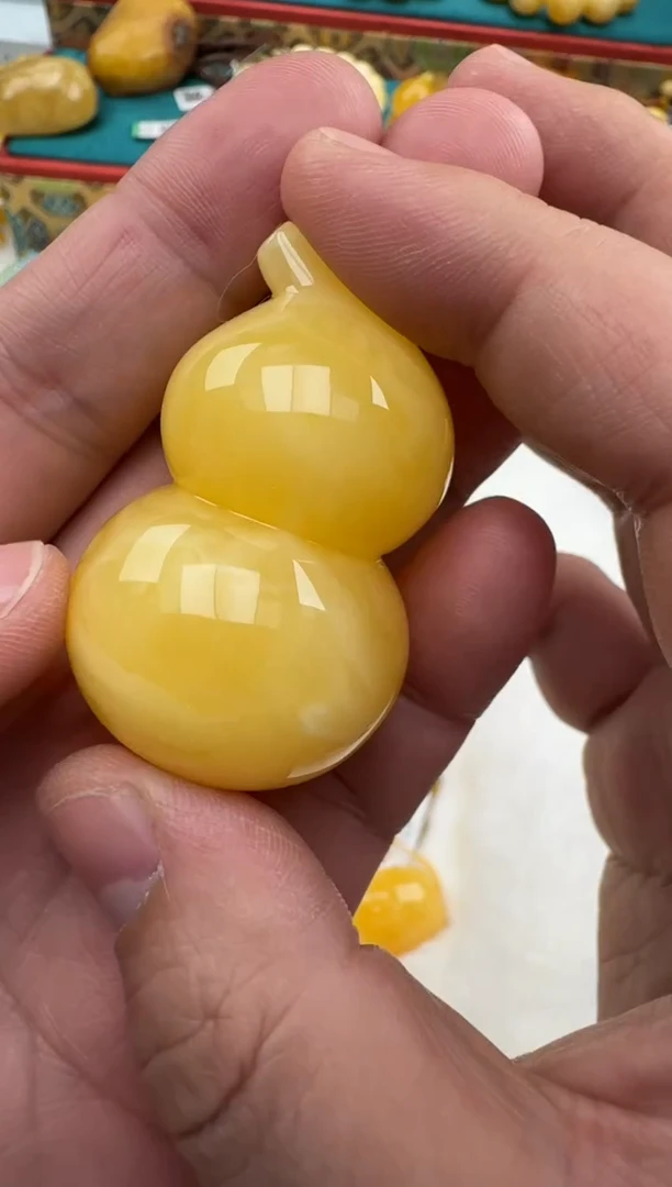 蜜蜡未镶嵌珠宝奇石焦皮橘白花葫芦26.9克HZ024