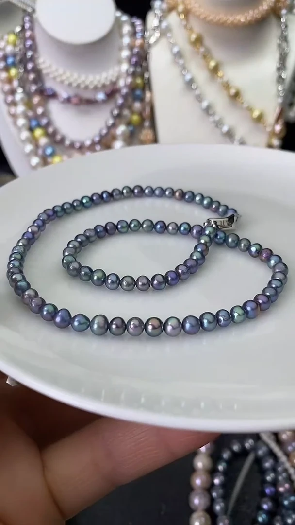 颈饰未镶嵌淡水珍珠多人