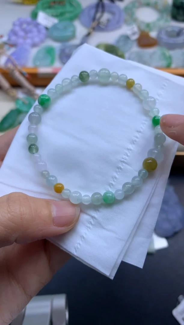 未镶嵌手串翡翠翡翠