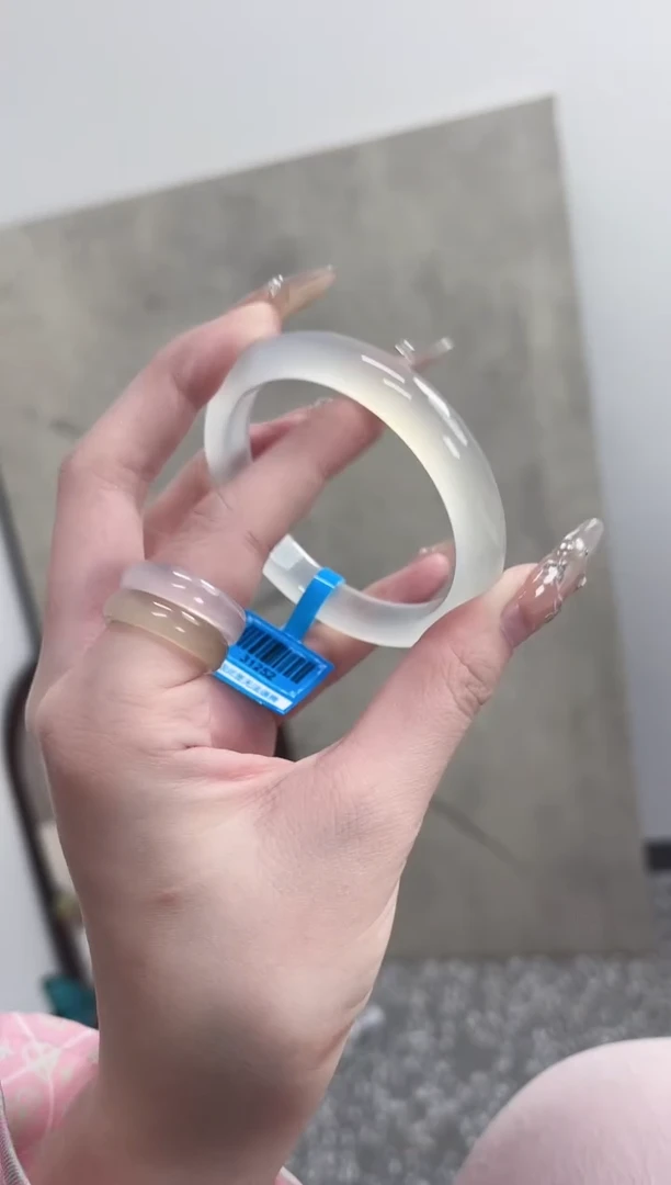 【闪购商品】玛瑙/玉髓手镯未镶嵌56圈