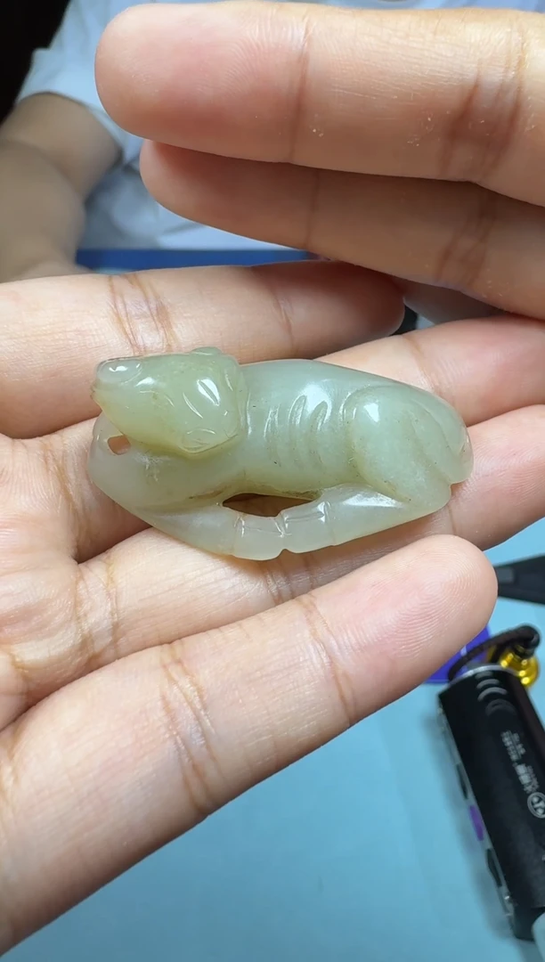 和田玉未镶嵌颈饰1