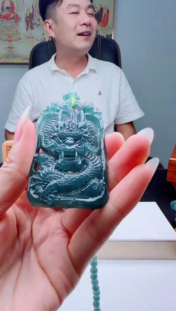 颈饰未镶嵌翡翠多样性发其一