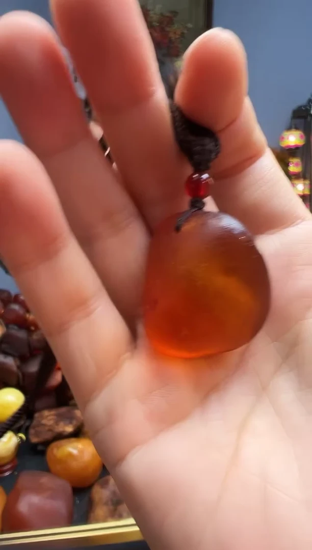 琥珀颈饰未镶嵌挂件