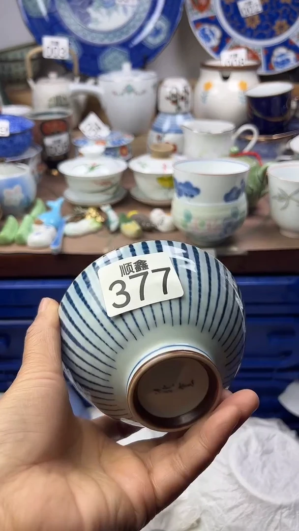 莹****…顺鑫工艺品店闪购