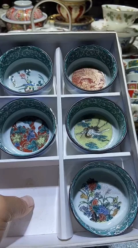 瓷片红*111111111111@@1