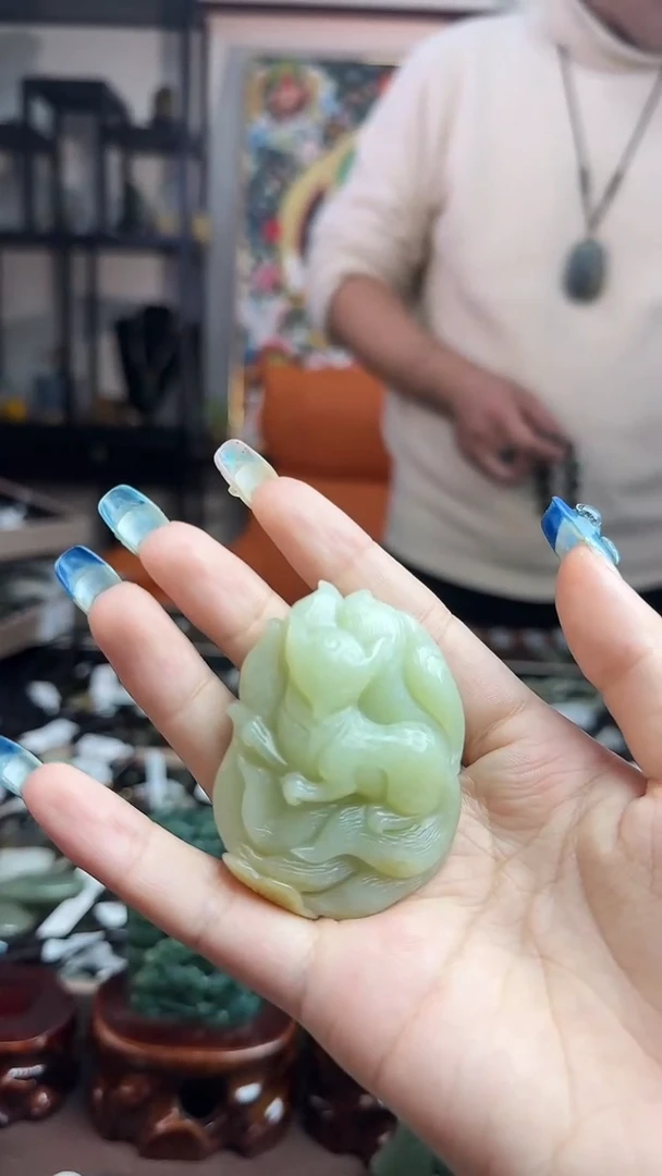 颈饰未镶嵌和田玉嘉*九尾狐